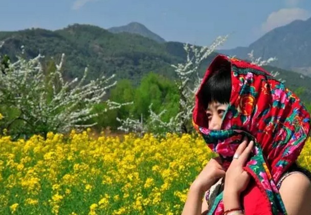 丽江的美不止是风景 还有和天气环境适应的穿着搭配