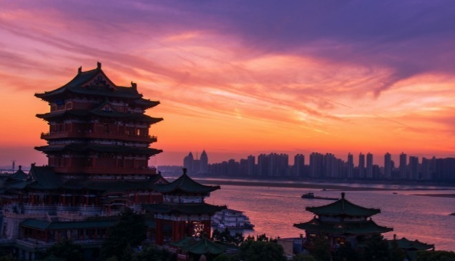 萍乡四大名山之首武功山  而江西自古是个美丽的地方
